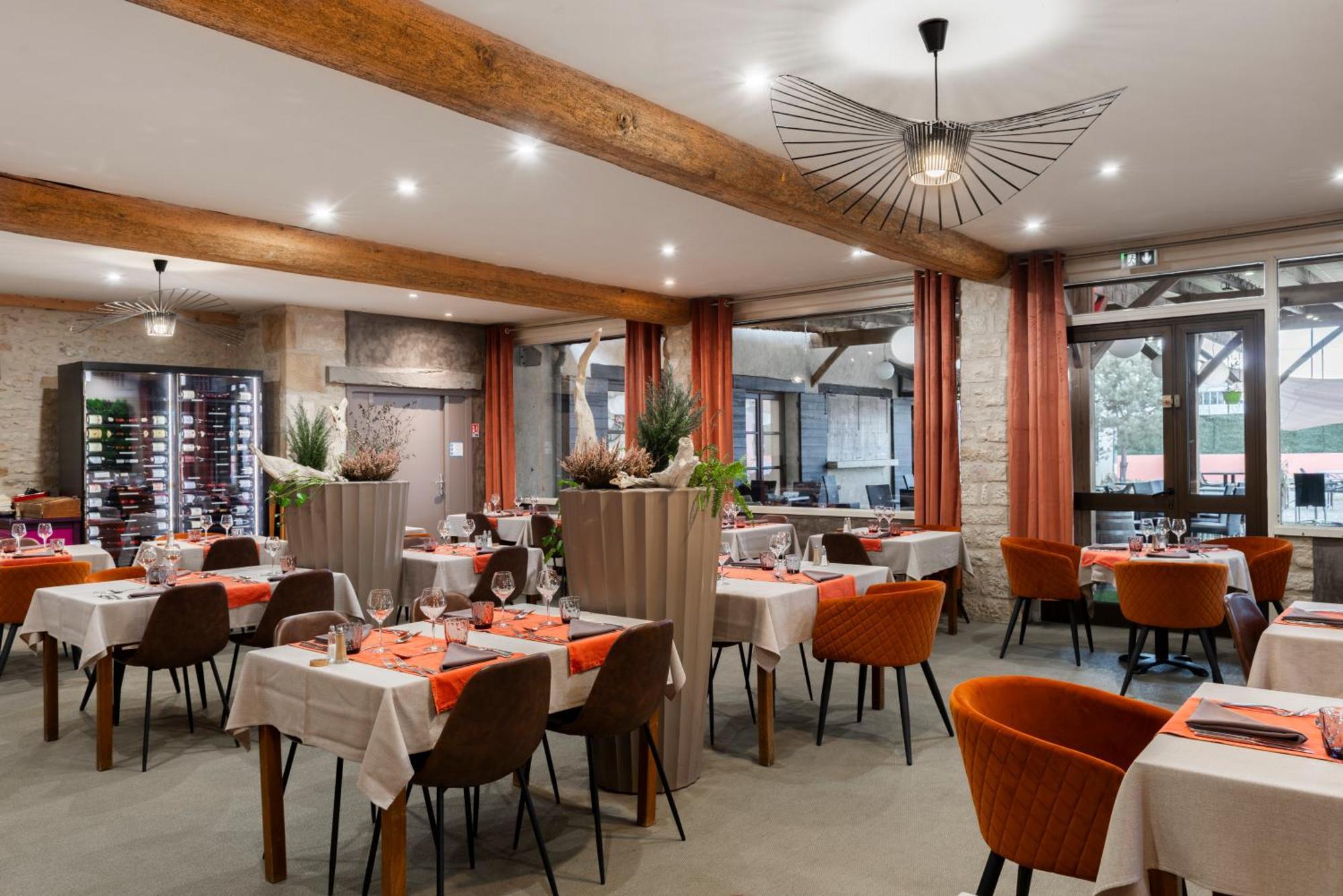Logis Hotel-Restaurant Saint Romain 안세 외부 사진